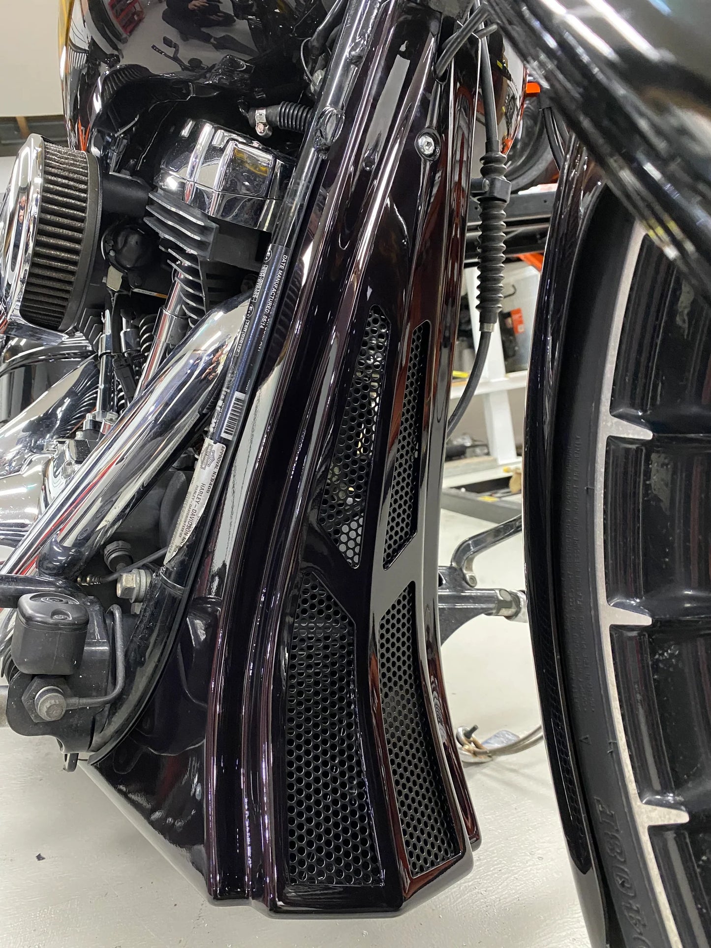 2013-2017 Softail Chin Spoiler